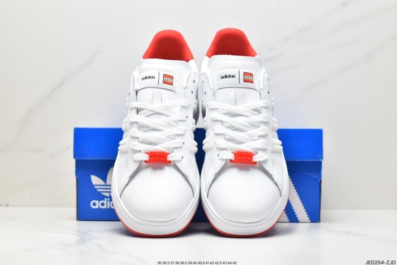 Adidas Sneakers